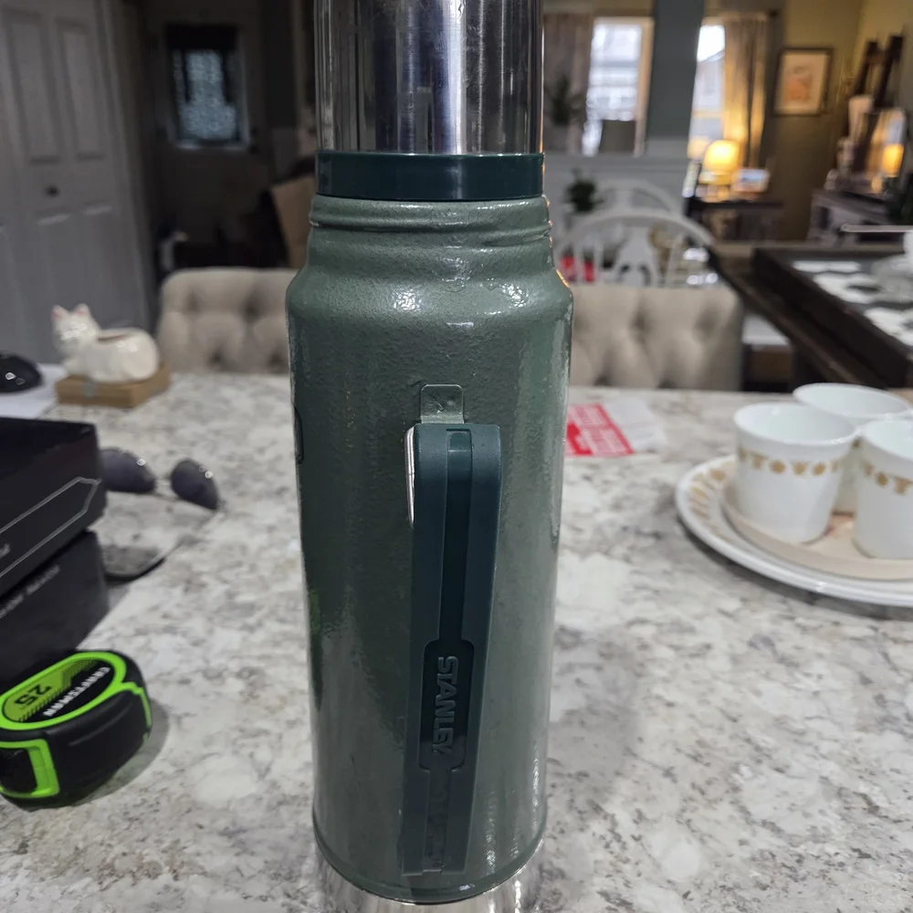 Vintage Stanley Aladdin Classic Green Vacuum Bottle Thermos - Green 1qt - Picture 2 of 12